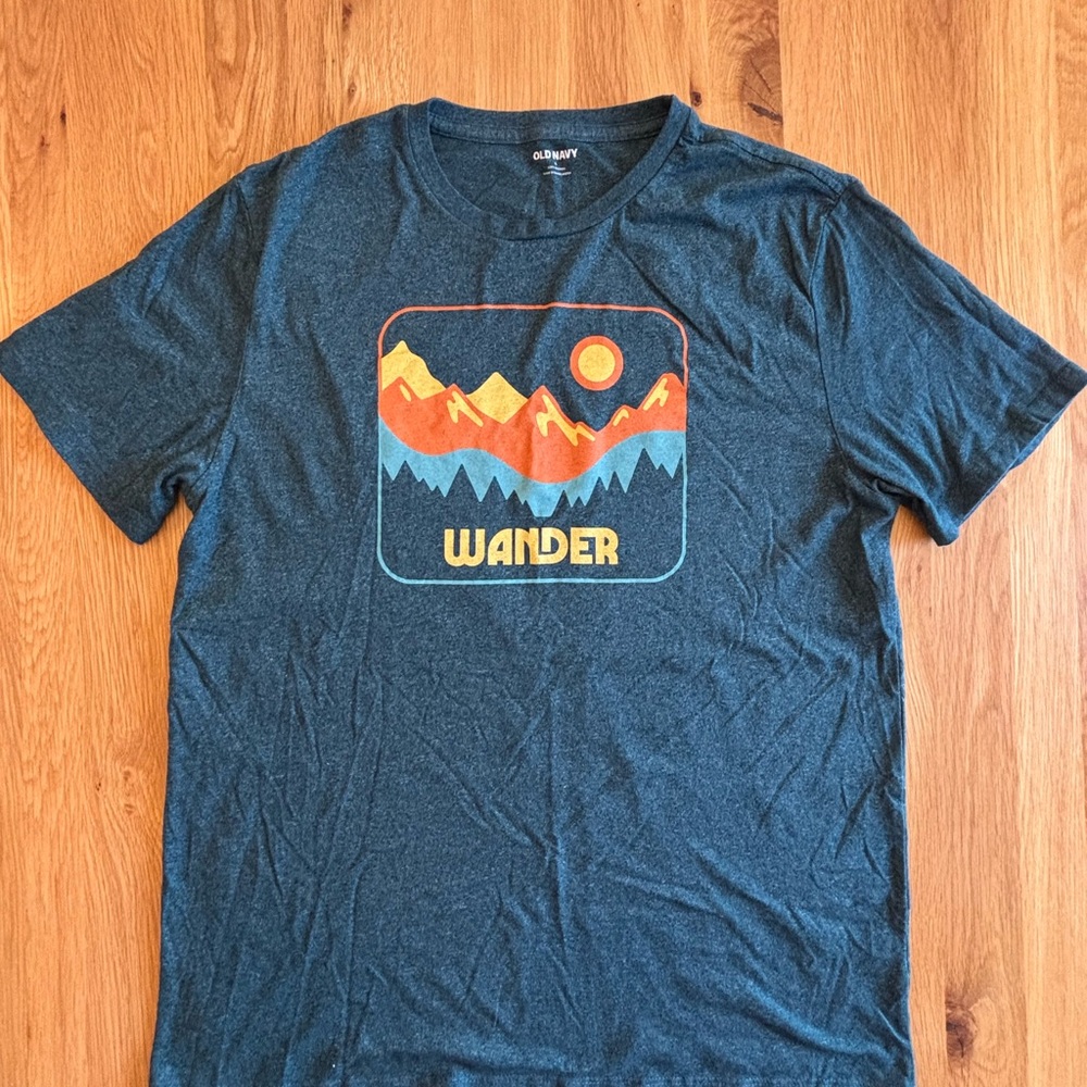Old Navy Men’s Short Sleeve Tee